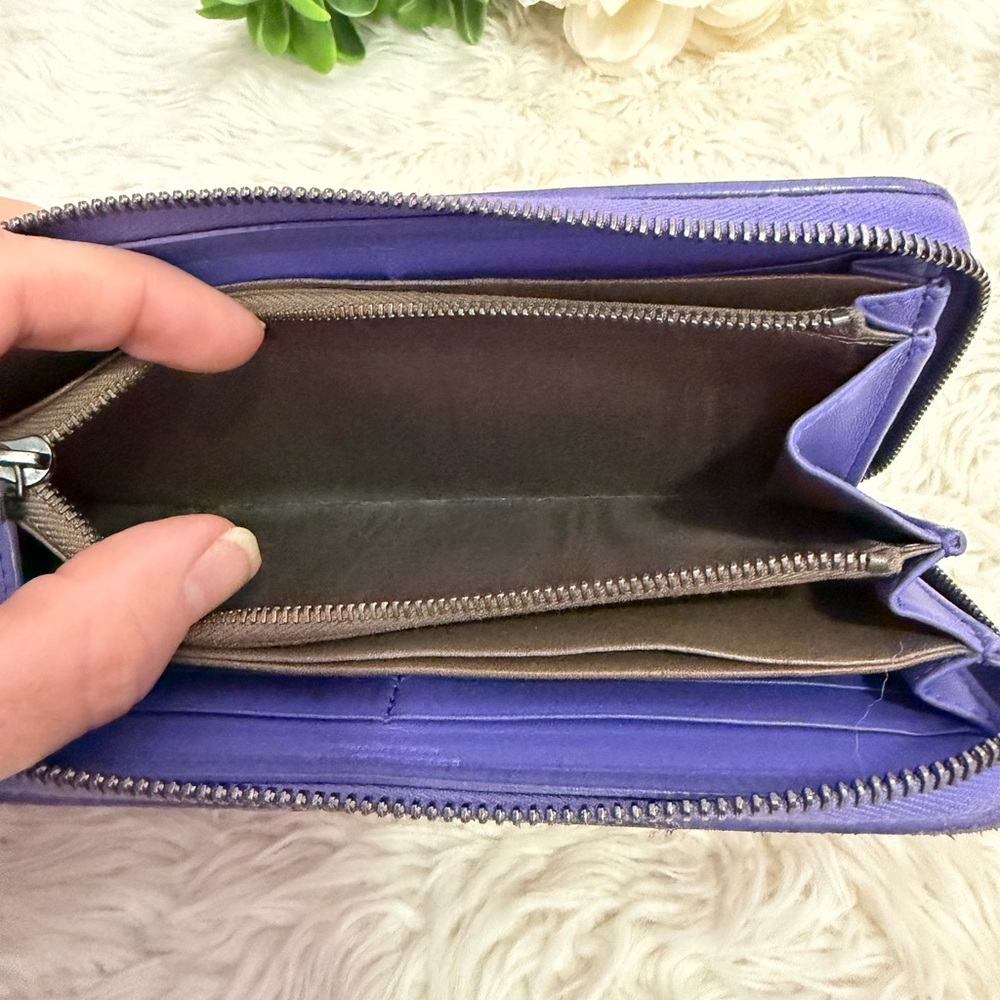 Bottega Veneta Violet Woven Leather Wallet - Picture 10 of 14